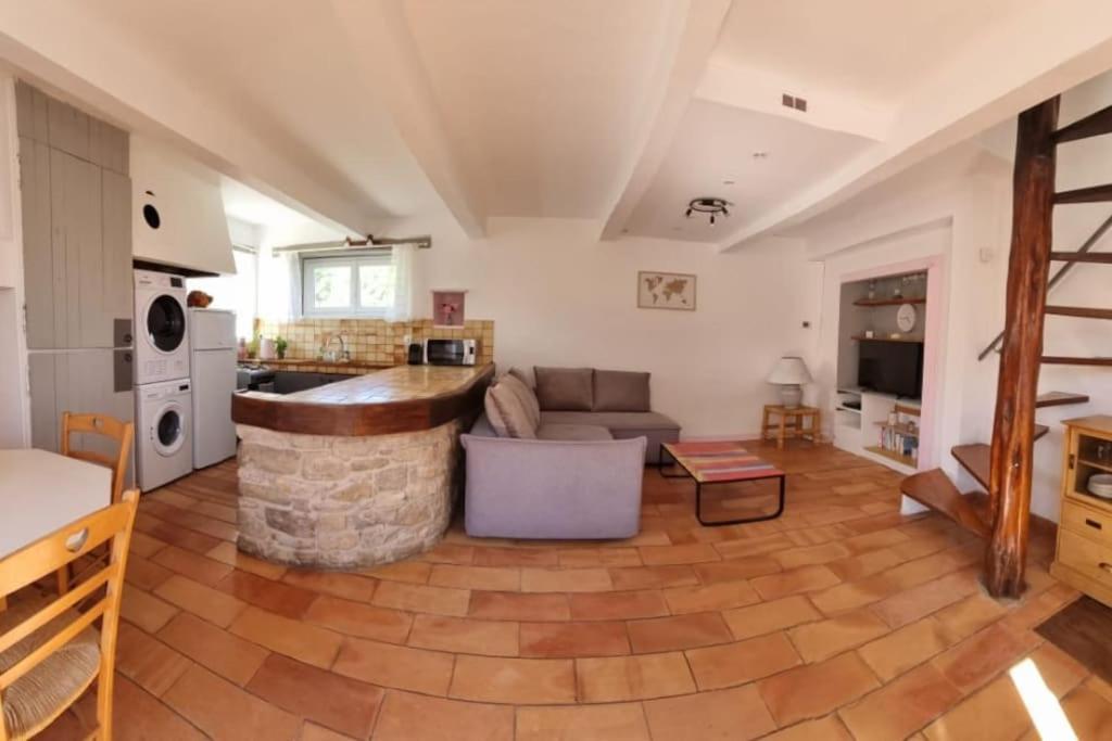 Maison Dans Un Endroit Paisible Casa vacanze Sigonce
